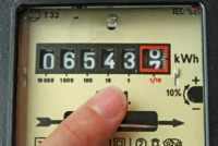 ERÚ vydal změnový cenový výměr, kterým upravuje regulované ceny elektřiny na rok 2026